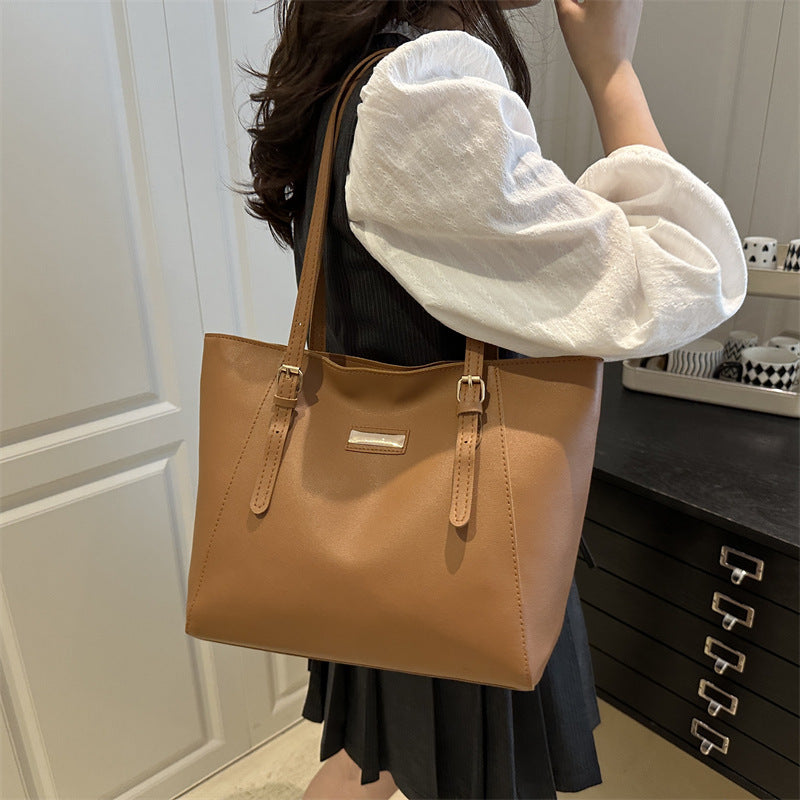 Simple Large Capacity Women's Retro Fashion Shoulder Bag